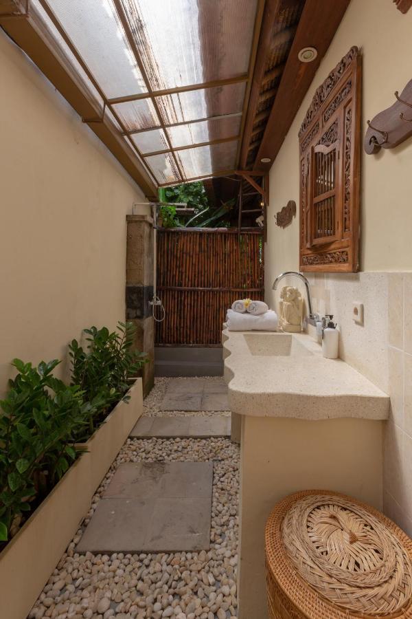 Villa Poppy Seminyak Extérieur photo