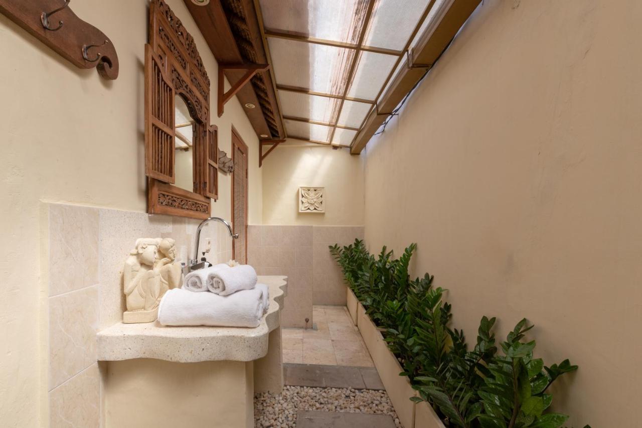 Villa Poppy Seminyak Extérieur photo